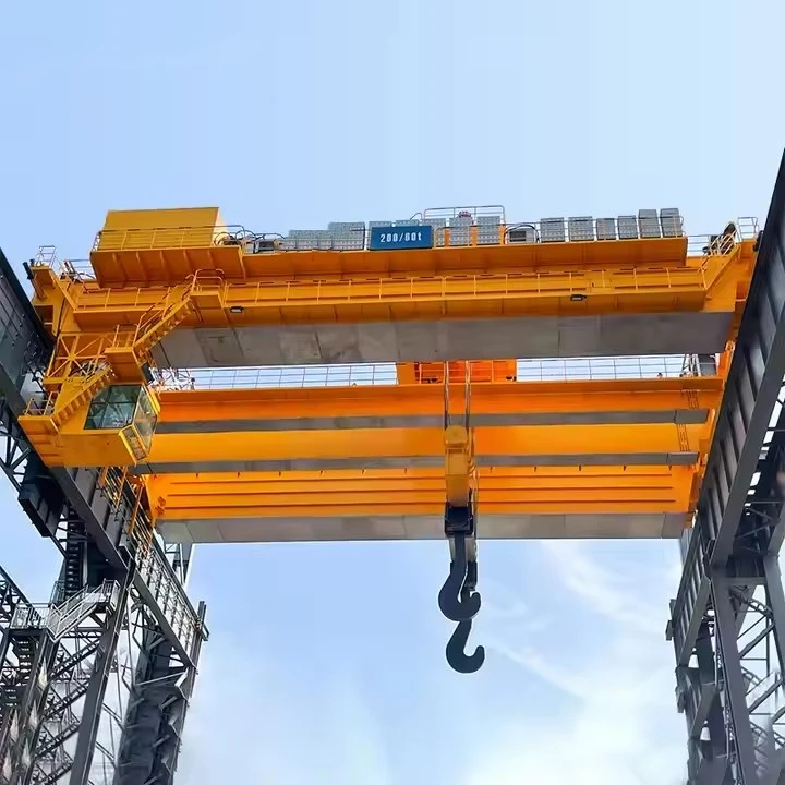 מנוף עילי כפול קרן מסוג Ldp